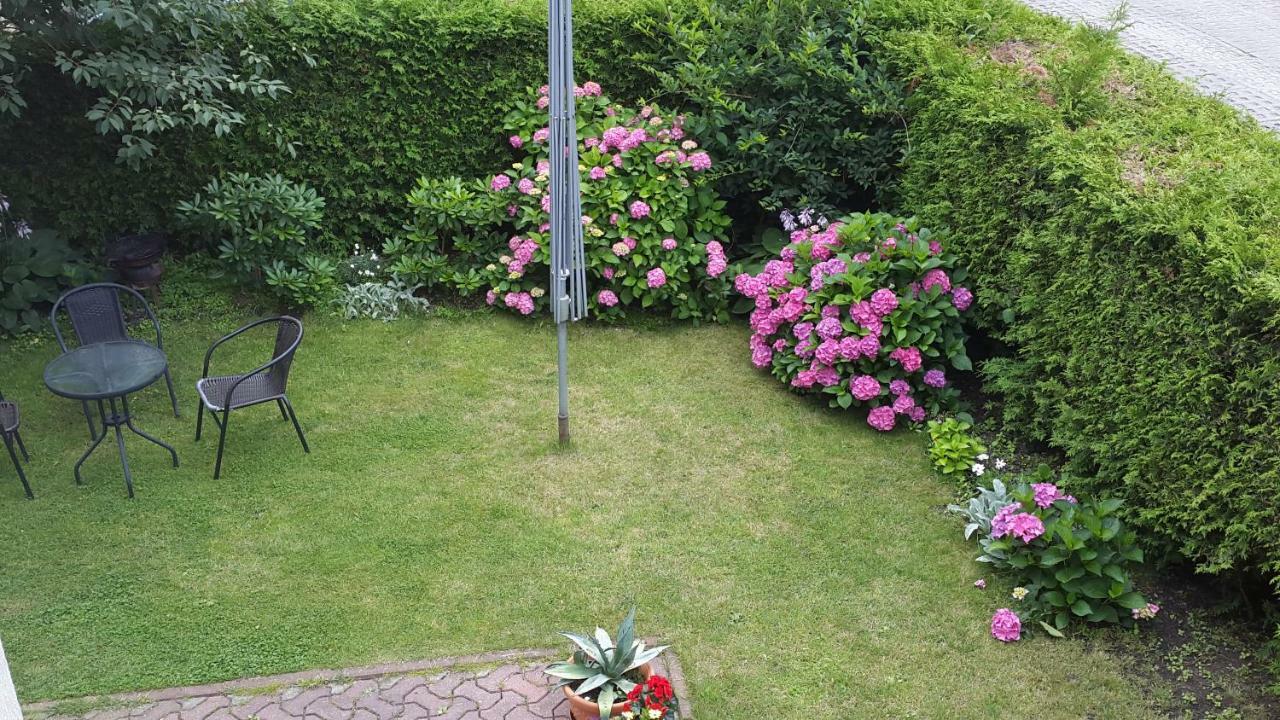 Pokoje U Kamy Ustka Exteriör bild